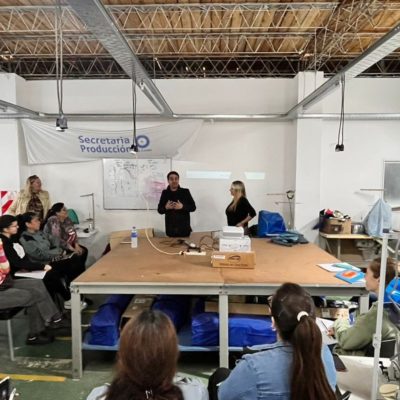Comenzaron las capacitaciones para el desarrollo de la industria textil local