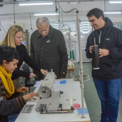 Estudiantes del Instituto 89 comenzaron sus prácticas profesionales en el Polo Textil municipal